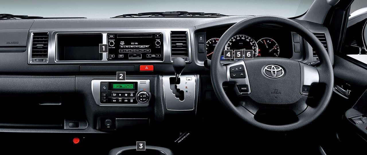 グランドキャビン。2700ガソリン・2WD。内装色はダークグレー。オプション装着車