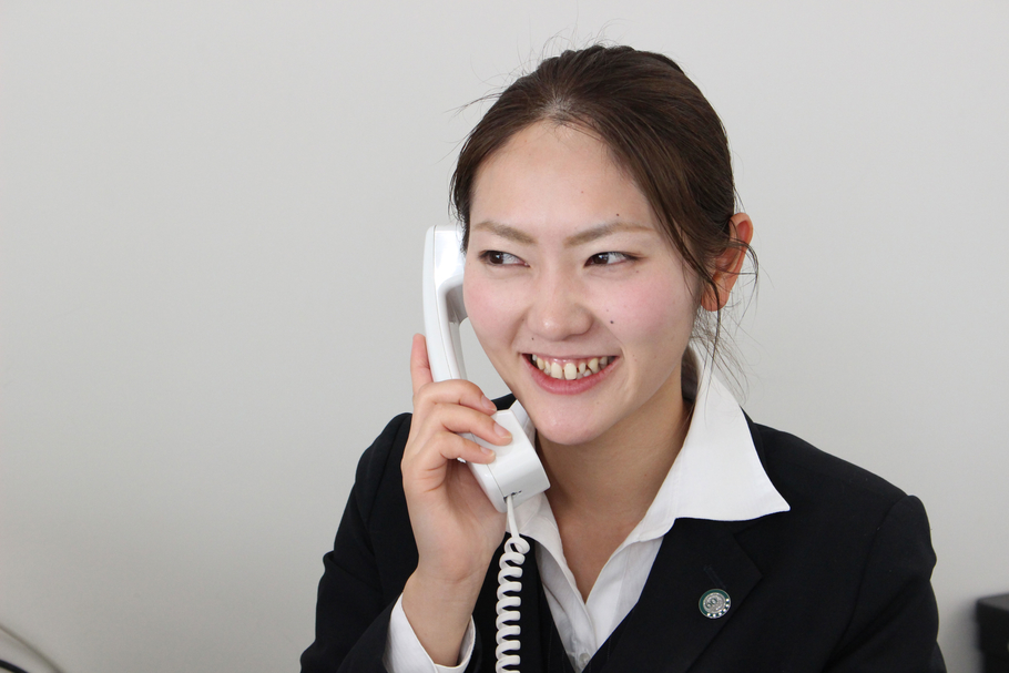 ショールーム営業スタッフ