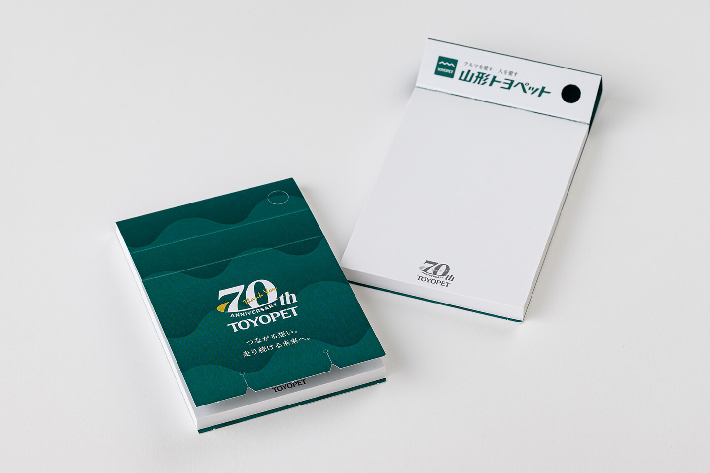 山形トヨペット ペンスタンド付きデスクメモ帳